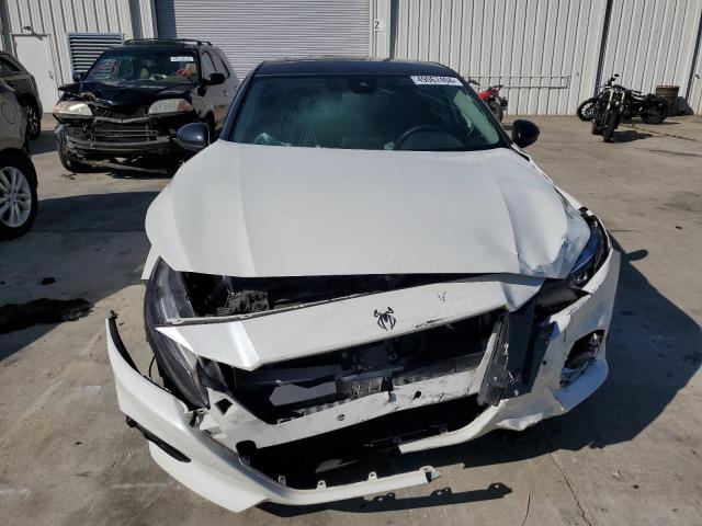 1N4BL4DV2KC116109 Nissan ALTIMA SV