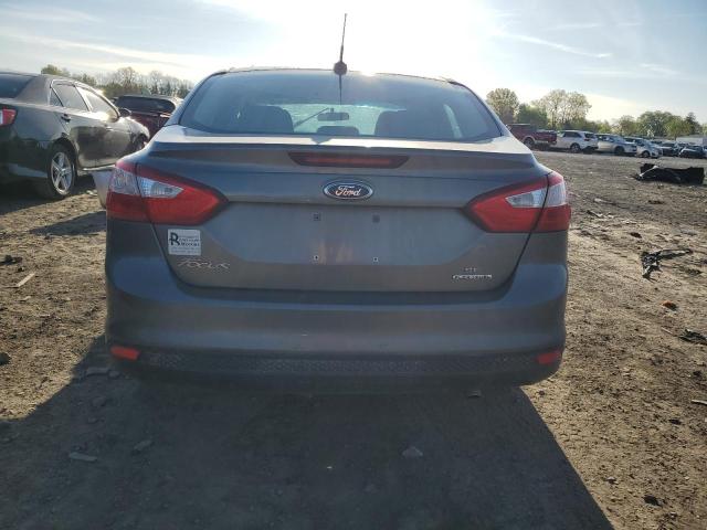 1FADP3F26EL278565 Ford FOCUS SE