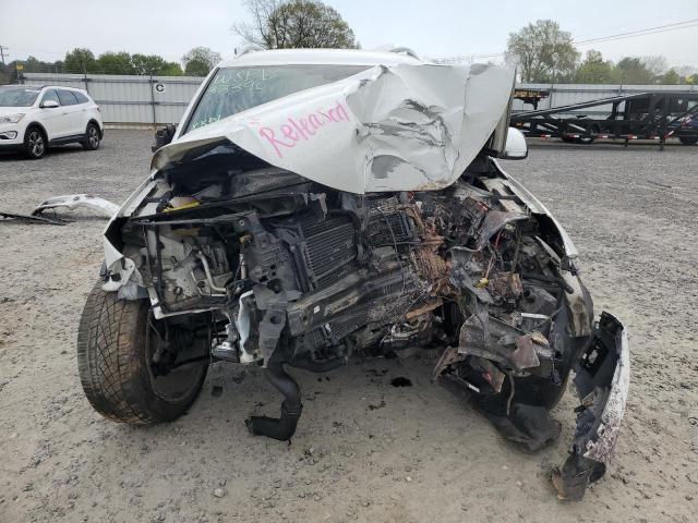 WVGAV7AX8GW025886 Volkswagen TIGUAN S