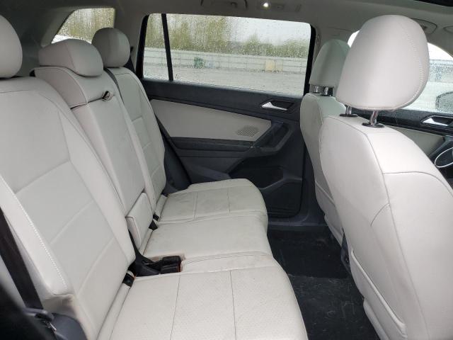 3VV2B7AX3JM016152 Volkswagen TIGUAN SE