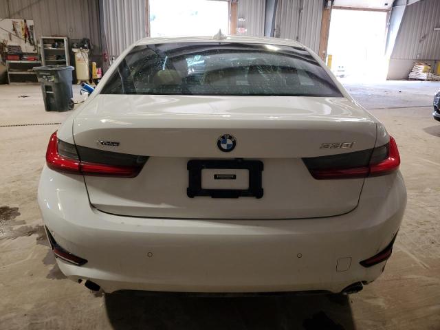 3MW5R7J05L8B22685 BMW 330XI
