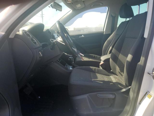 WVGAV3AX6EW032566 Volkswagen TIGUAN S