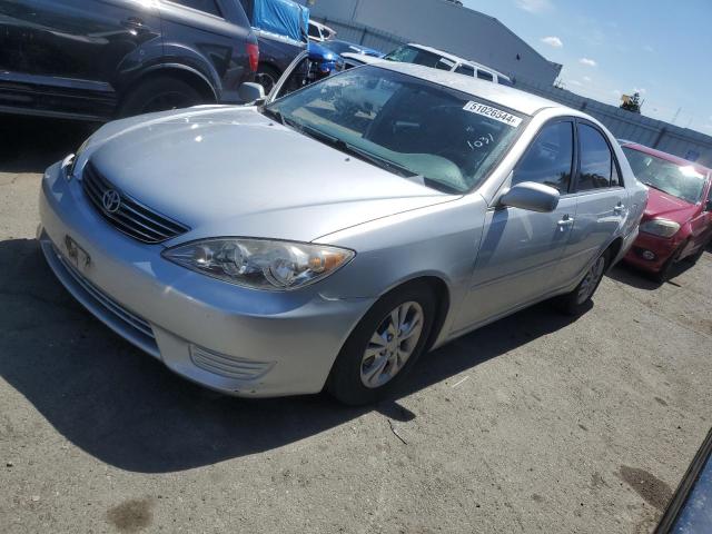 Auction sale of the 2005 Toyota Camry Le, vin: 4T1BF30K45U601031, lot number: 51026544
