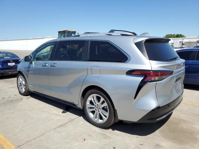 5TDERKEC1MS026152 Toyota Sienna Limited