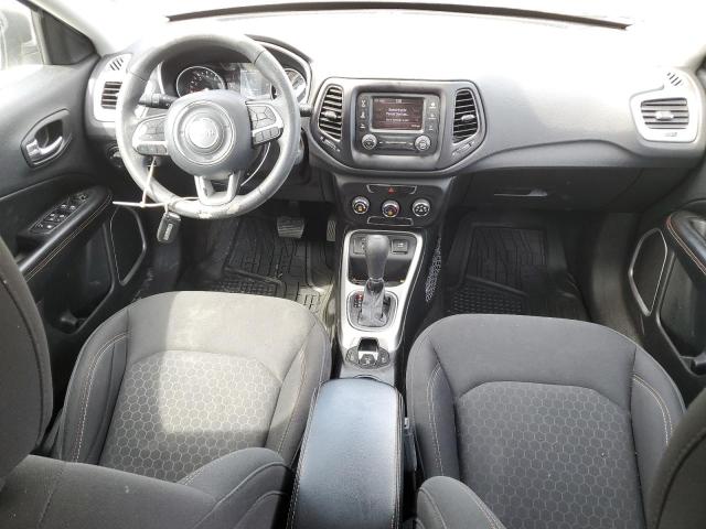 3C4NJCAB3JT487915 Jeep Compass Sport