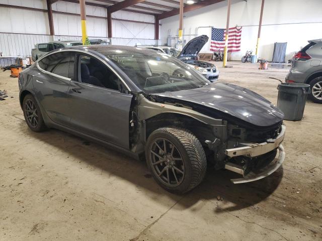 5YJ3E1EA8JF153556 Tesla MODEL 3