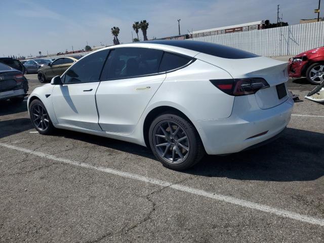 5YJ3E1EA7NF245540 Tesla 2022