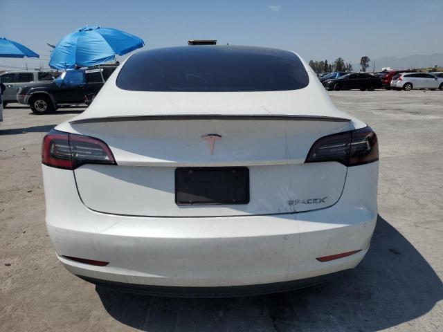 5YJ3E1EA3MF052137 Tesla MODEL 3