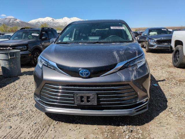 5TDZSKFC7RS116272 Toyota Sienna Lim