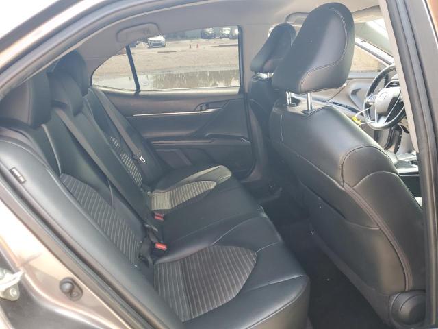 4T1G11AK2LU962018 Toyota CAMRY SE