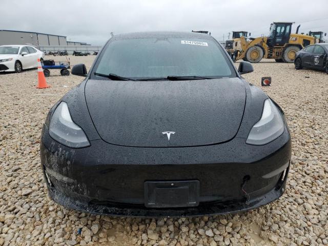 5YJ3E1EA7NF185677 Tesla 2022