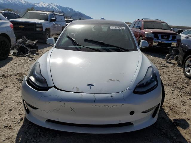 5YJ3E1EB7KF453308 Tesla 2019