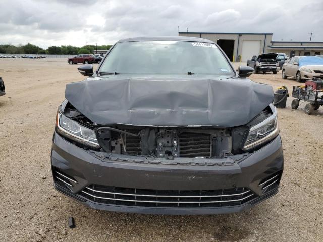 1VWDT7A30HC068574 Volkswagen PASSAT R-L