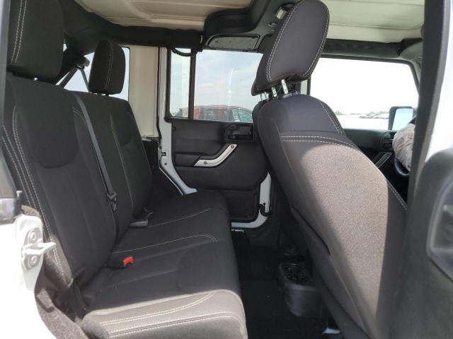1C4BJWEGXJL838339 Jeep WRANGLER U
