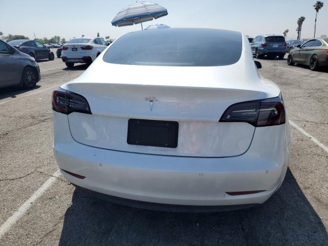 5YJ3E1EA7NF245540 Tesla 2022