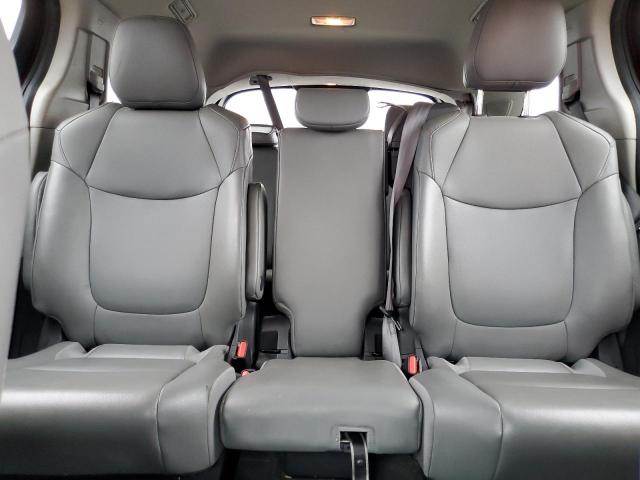 5TDJRKEC3MS008587 Toyota SIENNA XLE