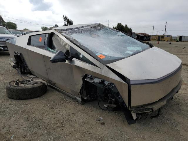 7G2CEHED7RA042571 Tesla Cybertruck