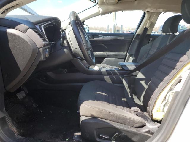 3FA6P0HD2KR211917 Ford FUSION SE