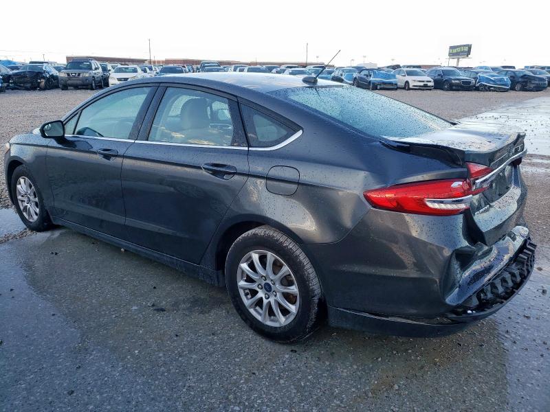 3FA6P0G76JR253839 Ford FUSION S