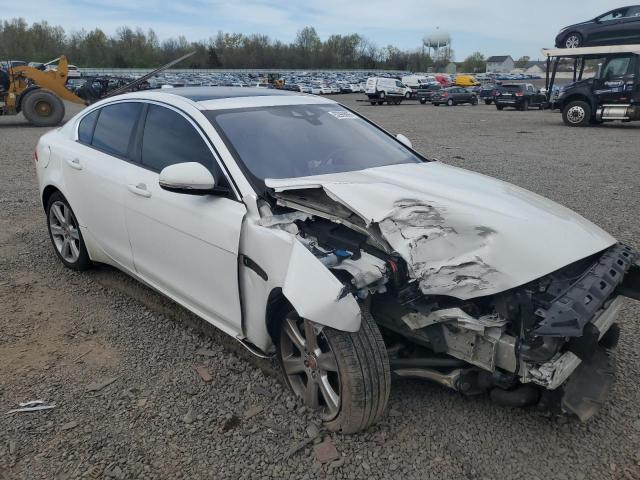 SAJAD4BG5HA963722 Jaguar XE PREMIUM