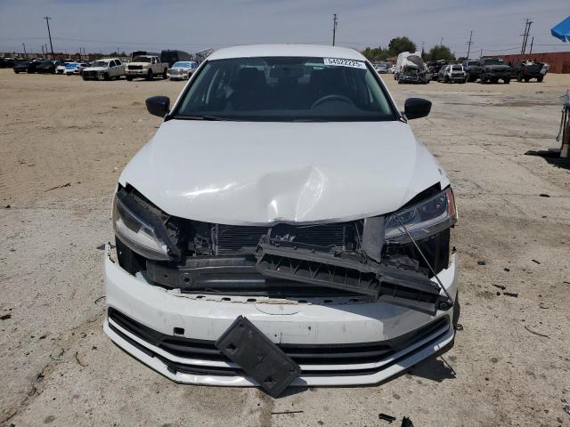 3VWD17AJ4FM338597 Volkswagen 2015