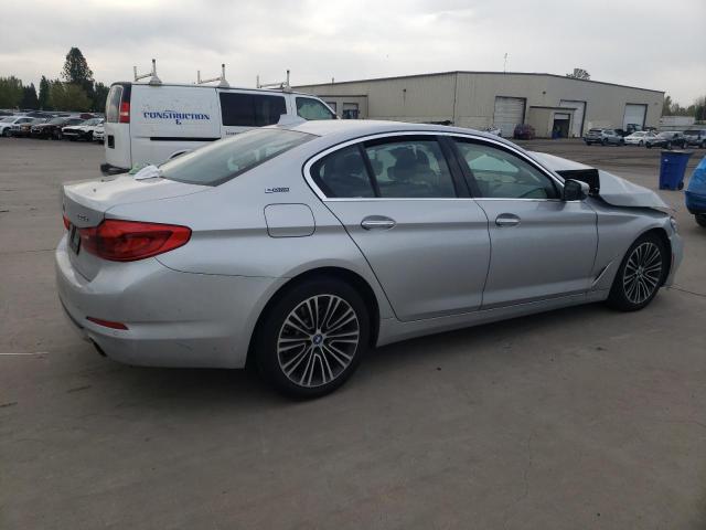 WBAJA9C53JB033199 BMW 530e