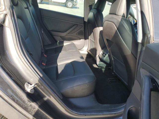 5YJ3E1EAXKF400464 Tesla MODEL 3