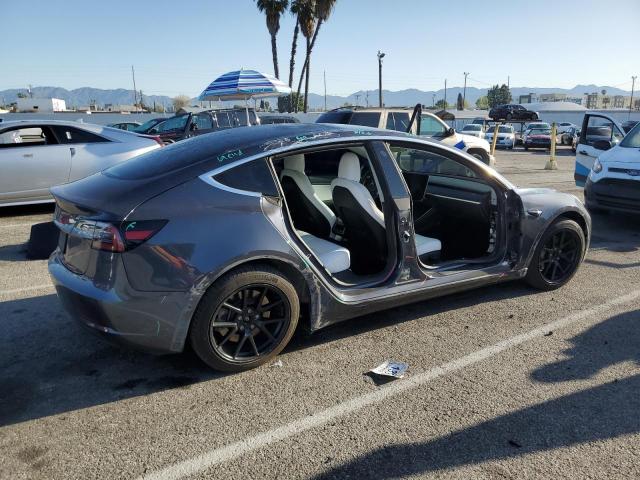 5YJ3E1EA5LF804810 Tesla 2020