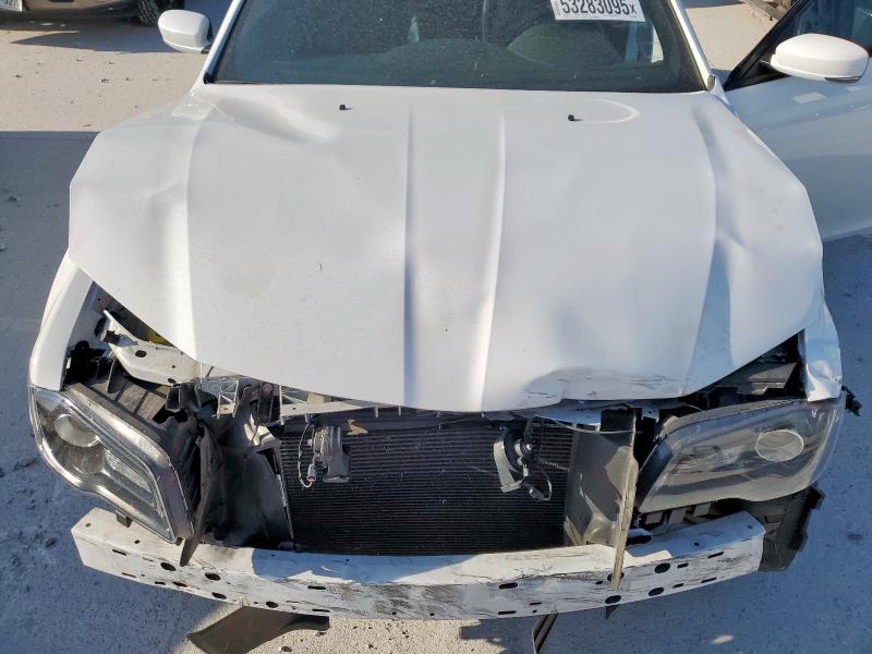 2C3CCABG0PH613850 Chrysler 300 S
