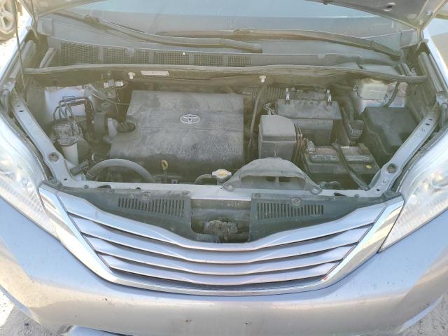 5TDKK3DC3GS706864 Toyota SIENNA LE