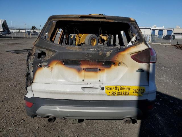 1FMCU9GX0GUB26124 Ford ESCAPE SE