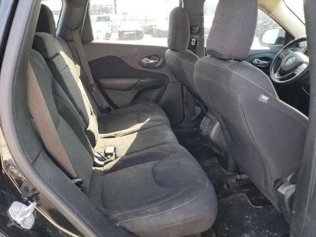 1C4PJLCB1GW110282 Jeep Cherokee