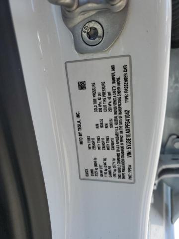 5YJ3E1EAXPF541042 Tesla 2023