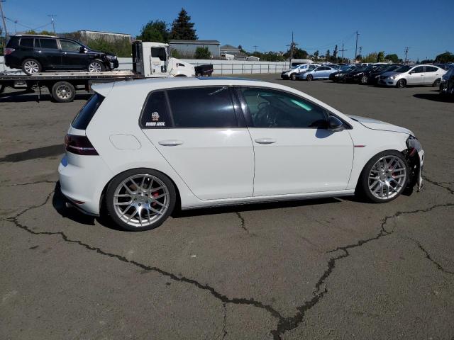 3VW4T7AU7FM003953 Volkswagen 2015