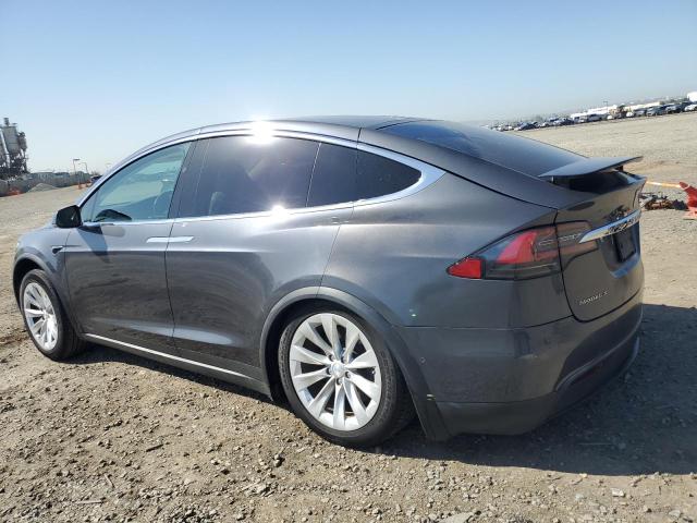 5YJXCAE26JF100094 Tesla 2018