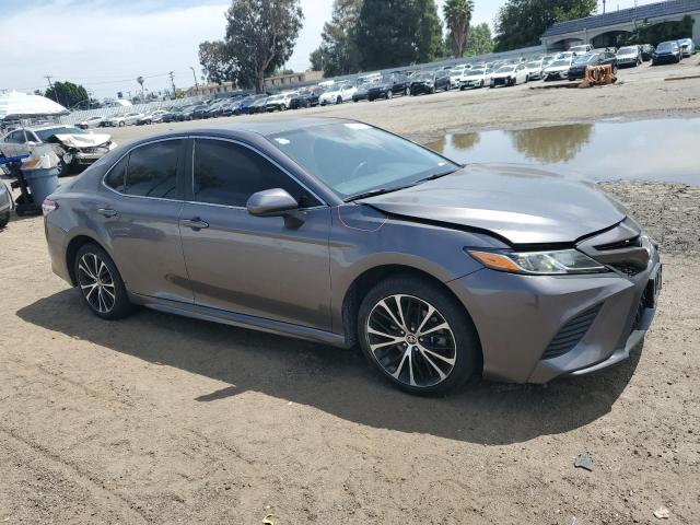 4T1G11AK2LU962018 Toyota CAMRY SE
