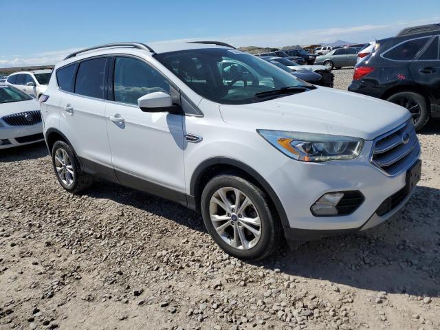 1FMCU9G9XHUA26017 Ford ESCAPE SE