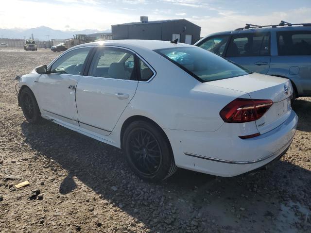 1VWDT7A32HC084128 Volkswagen PASSAT R-L