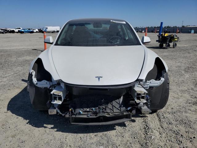 5YJ3E1EAXPF541042 Tesla 2023