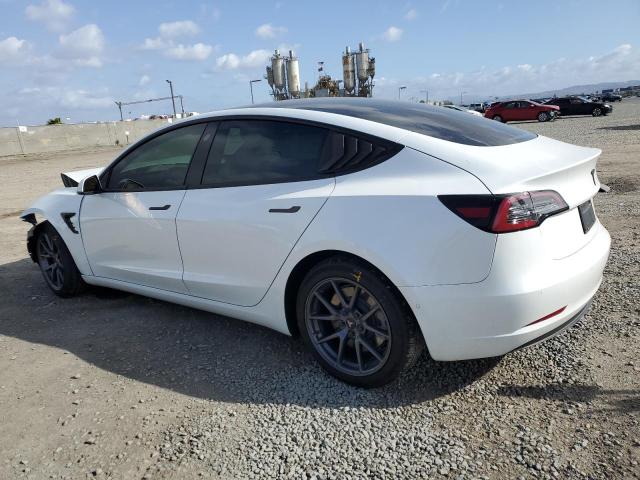 5YJ3E1EA5NF103770 Tesla 2022