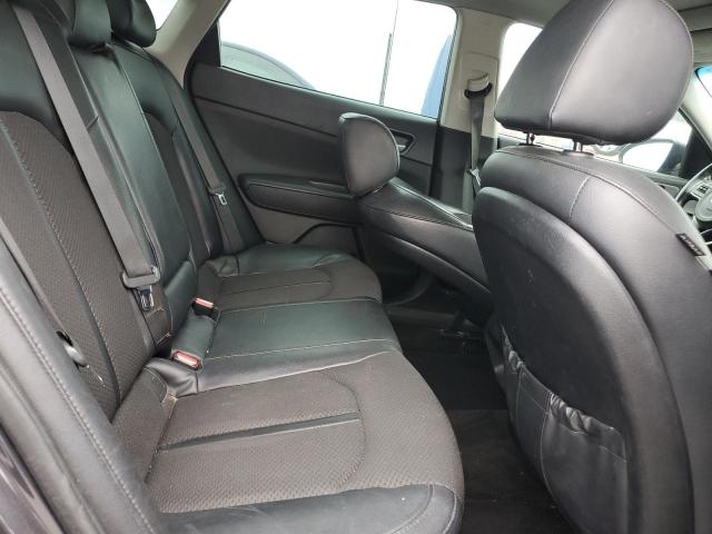 5XXGT4L32JG245725 KIA Optima Lx