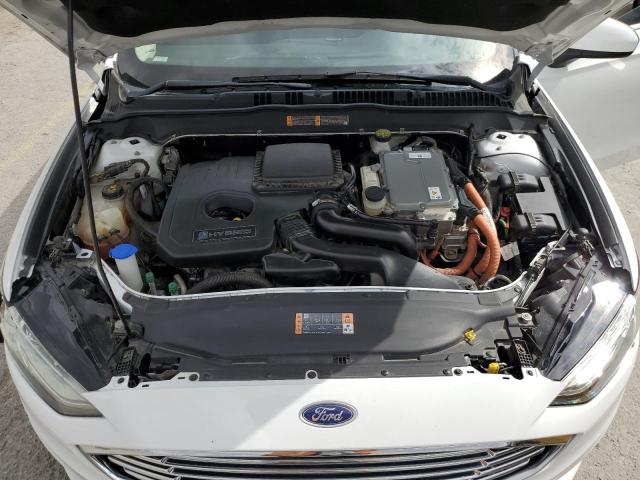 3FA6P0LUXHR316124 Ford FUSION SE