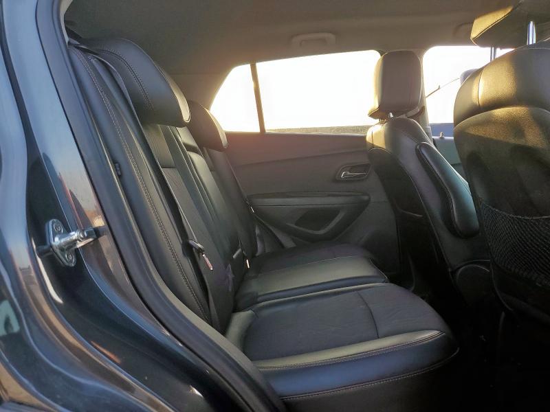 KL7CJLSB3JB680408 Chevrolet TRAX 1LT