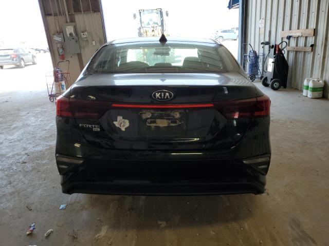 3KPF24AD2ME320625 KIA FORTE FE