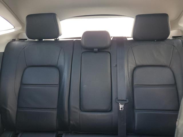 SADFP2FX7J1Z32525 Jaguar E-PACE SE