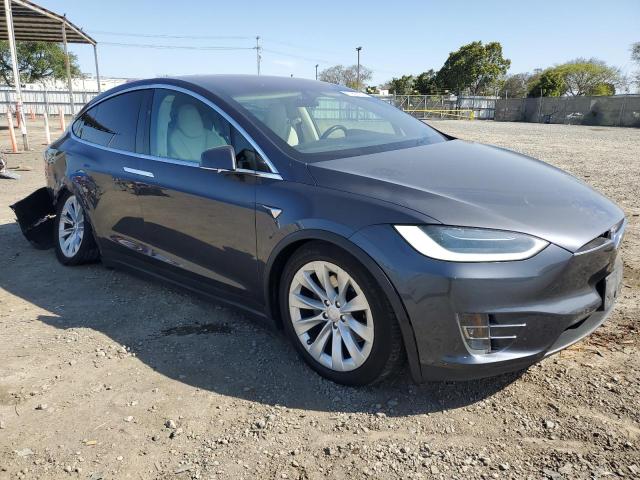 5YJXCAE26JF100094 Tesla 2018
