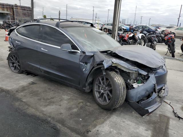 5YJ3E1EA9JF037833 Tesla 2018