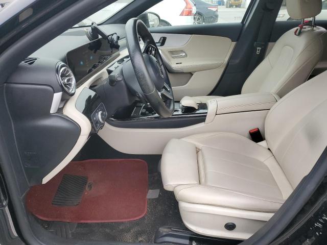 W1K3G4EB2LJ215667 Mercedes-Benz m260