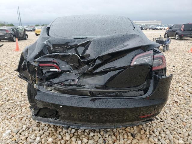 5YJ3E1EA7NF185677 Tesla 2022