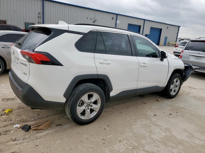 2T3W1RFV3MW120701 Toyota Rav4 Xle